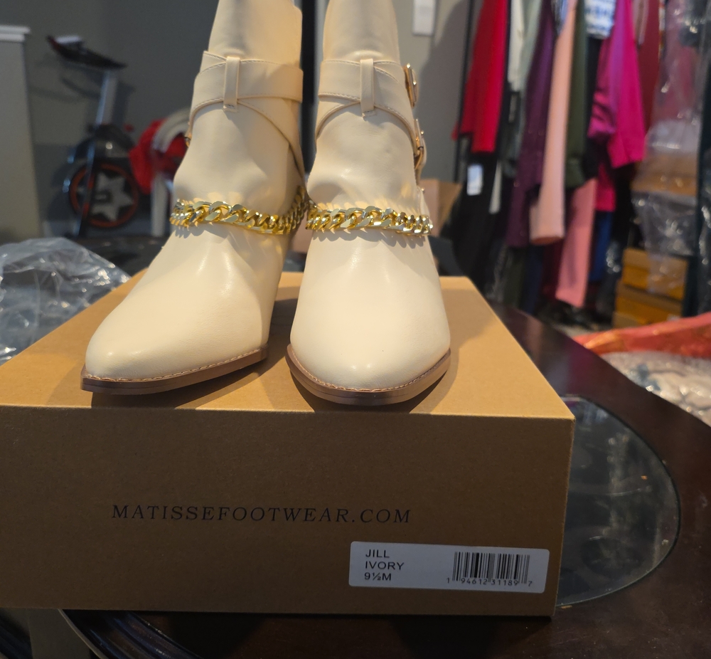 Coconuts by Matisse Ivory Ankle Boots with Gold Chain Accent